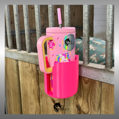 SnapTack Magnetic Cup Holder — For the Yard, Stable & Horsebox
